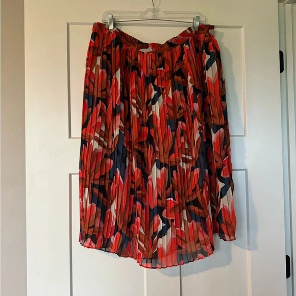 Who What Wear Pleated Midi Skirt Floral XXL - Picture 1 of 4